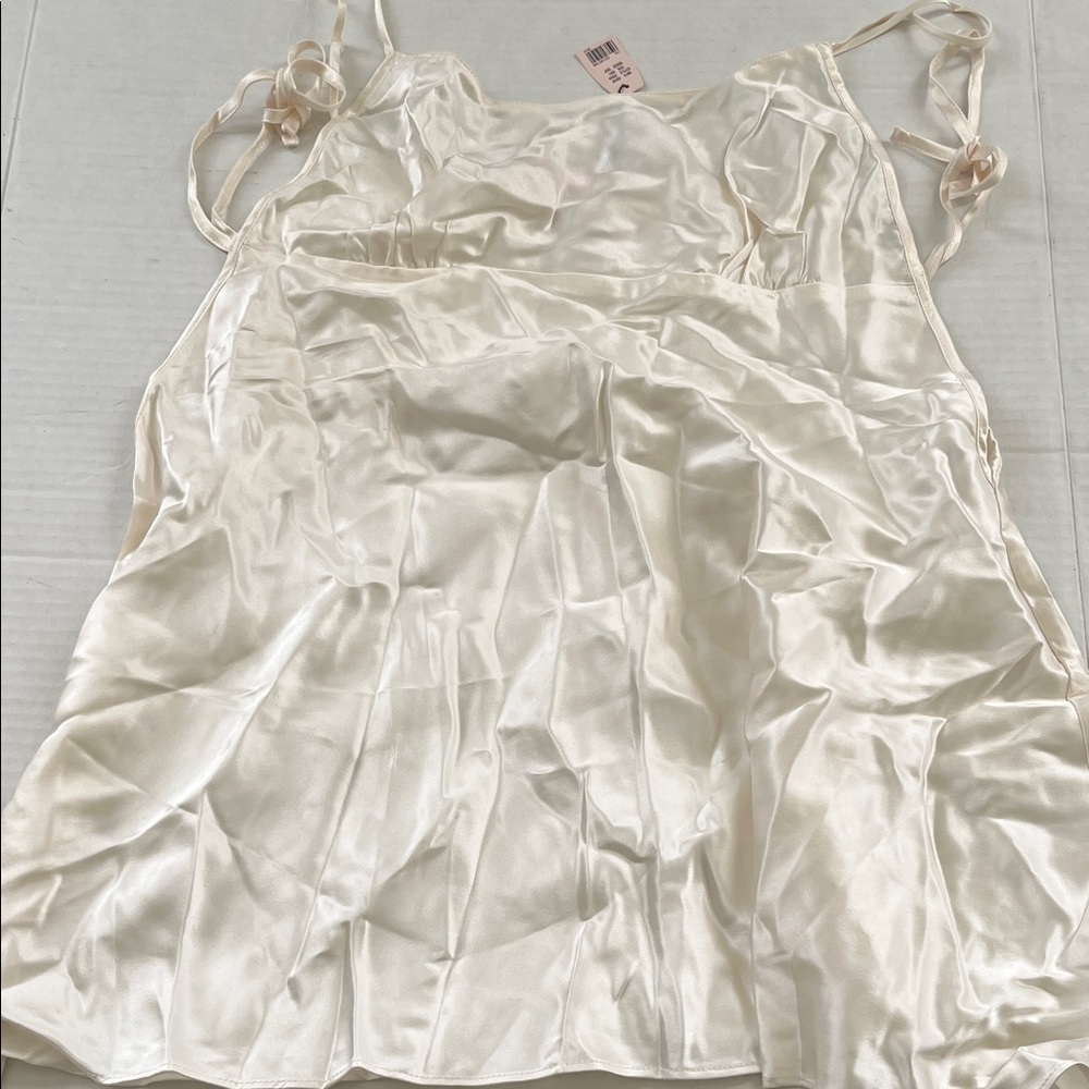 Victoria’s Secret Chic Cream Satin Slip Top